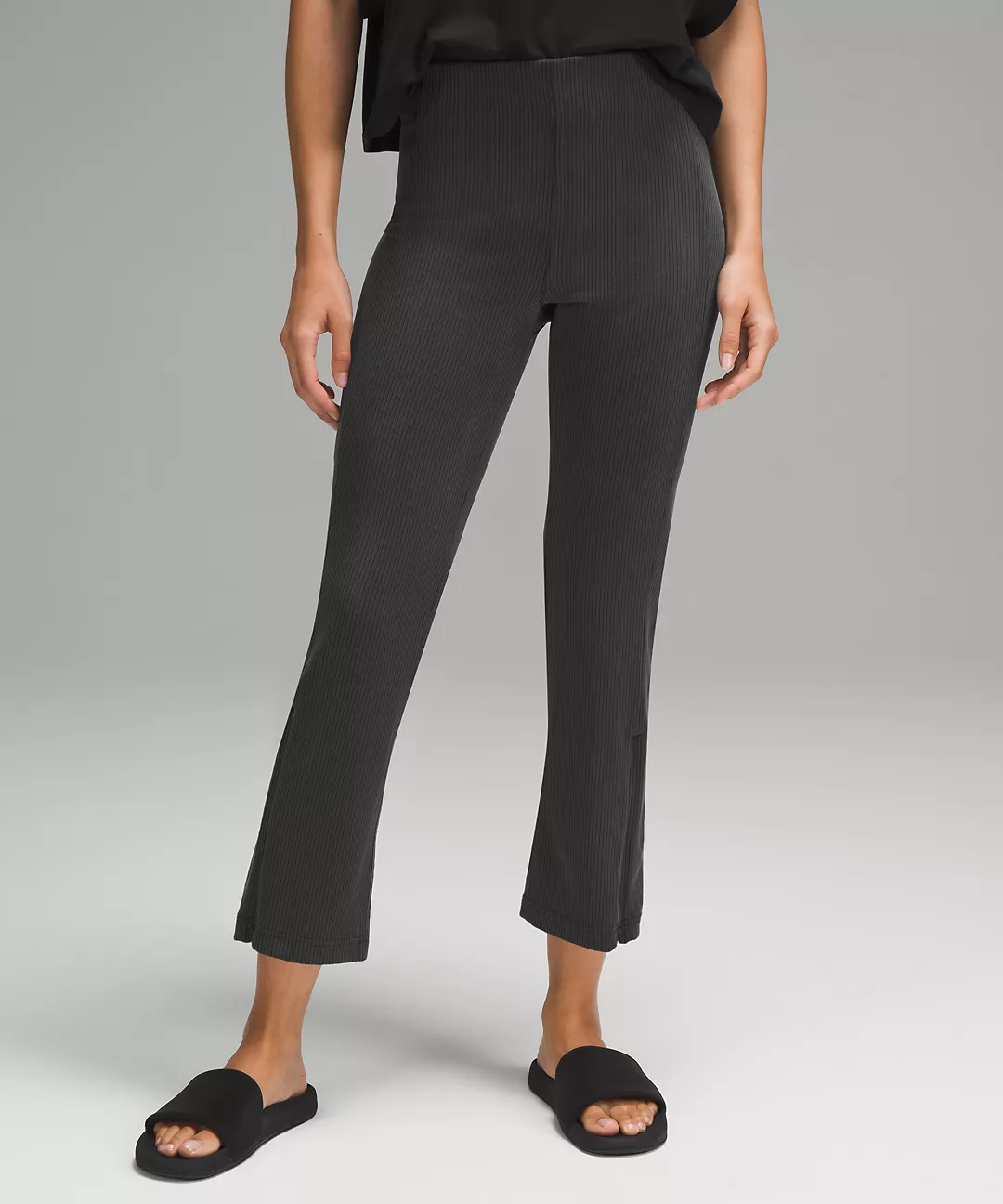 Ribbed Softstreme Zip-Leg High-Rise Cropped Pant 25