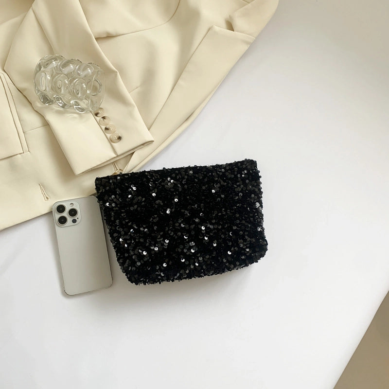 Women's Medium PVC Solid Color Streetwear Sewing Thread Square Zipper Clutch Bag