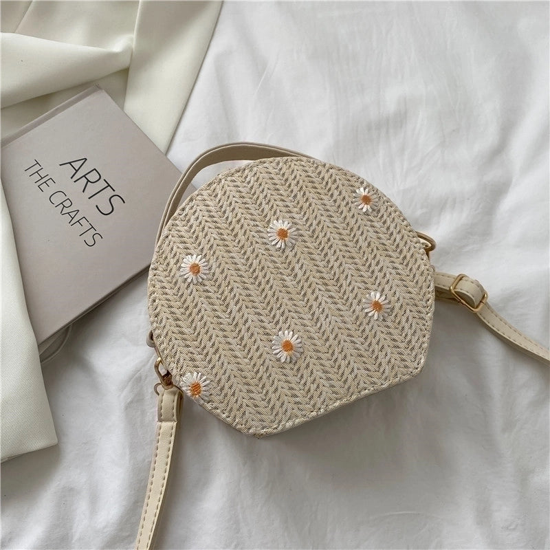 Women's Small All Seasons Straw Fashion Circle Bag