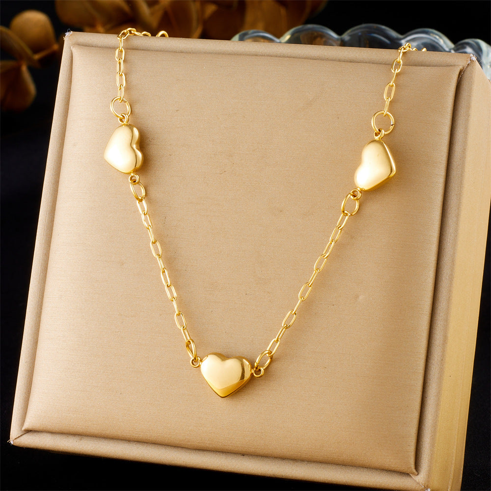 Fashionable Simple And Versatile Texture Glossy Gold-Plated Love Flower Accessories Chain Stainless Steel Jewelry Necklace