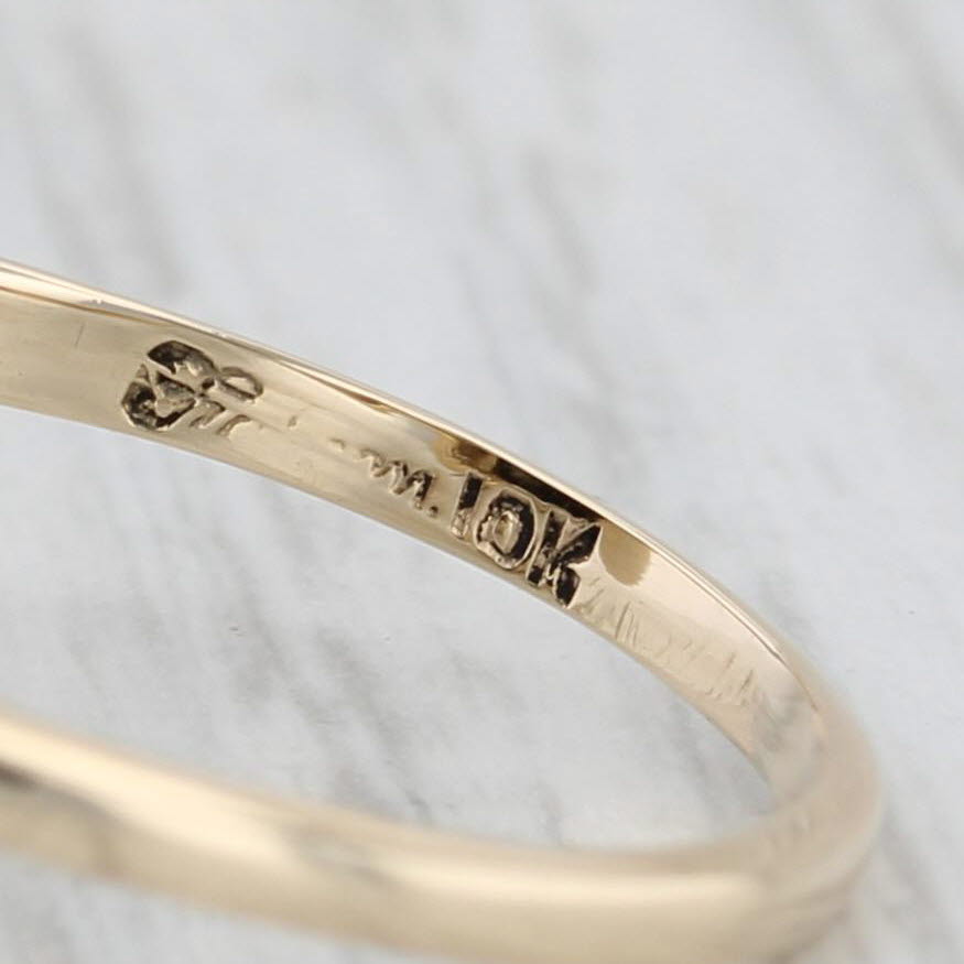 Vintage Onyx Diamond Ring 10k Yellow Gold Size 8