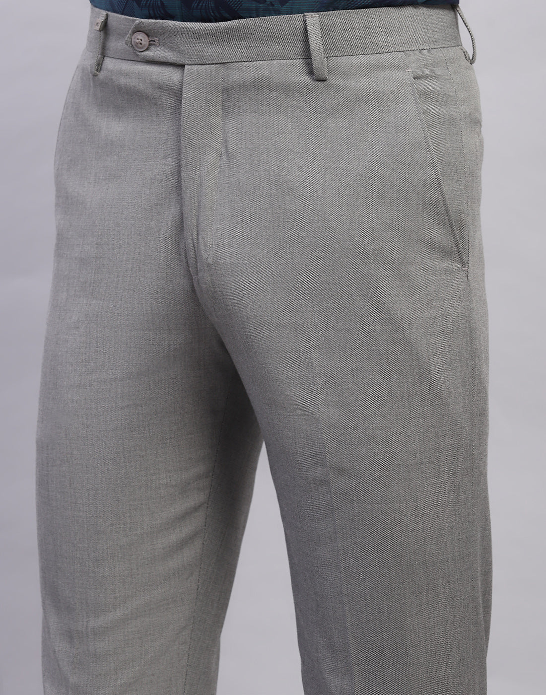 Men Grey Solid Smart Fit Trouser