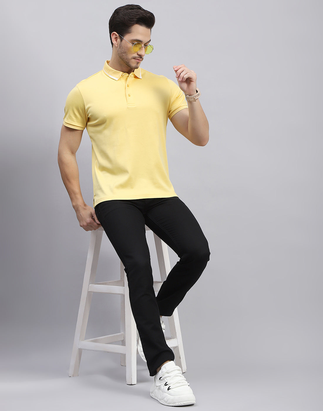 Men Yellow Solid Polo Collar Half Sleeve T-Shirt