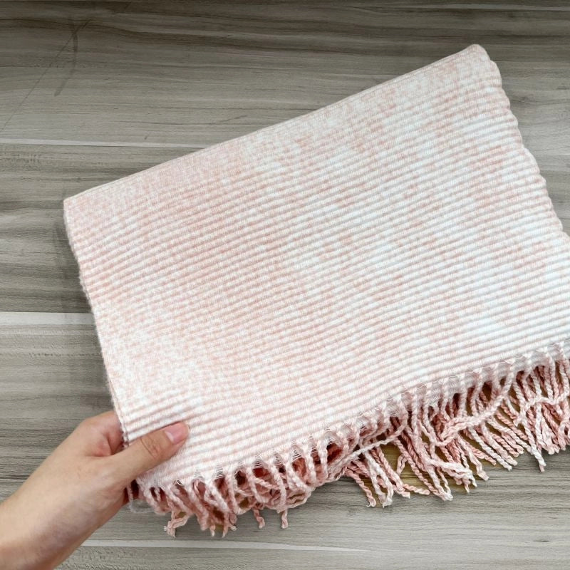 Women's Sweet Solid Color Polyester Scarf