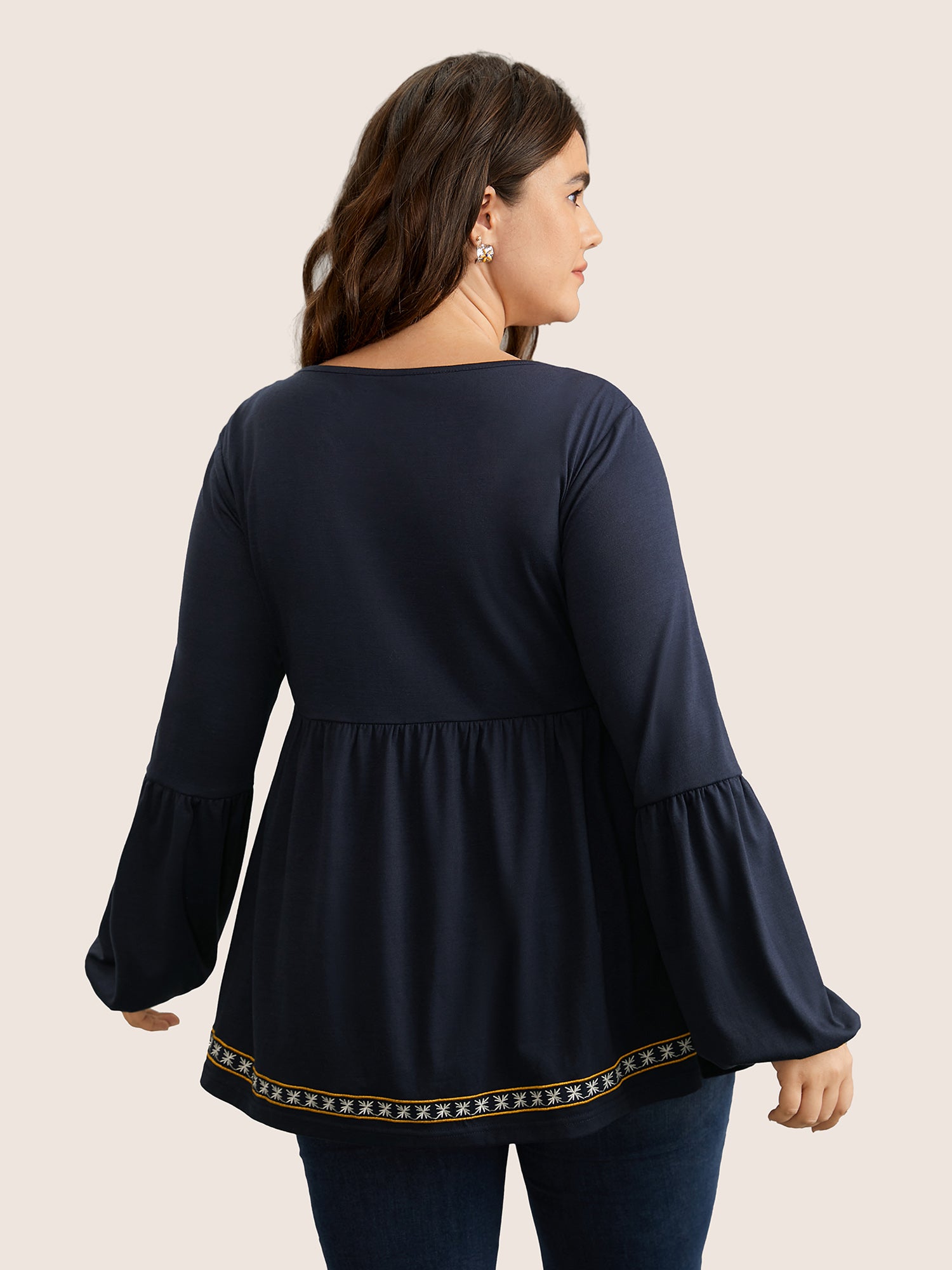 Bandana Embroidered Round Neck Lantern Sleeve T-shirt