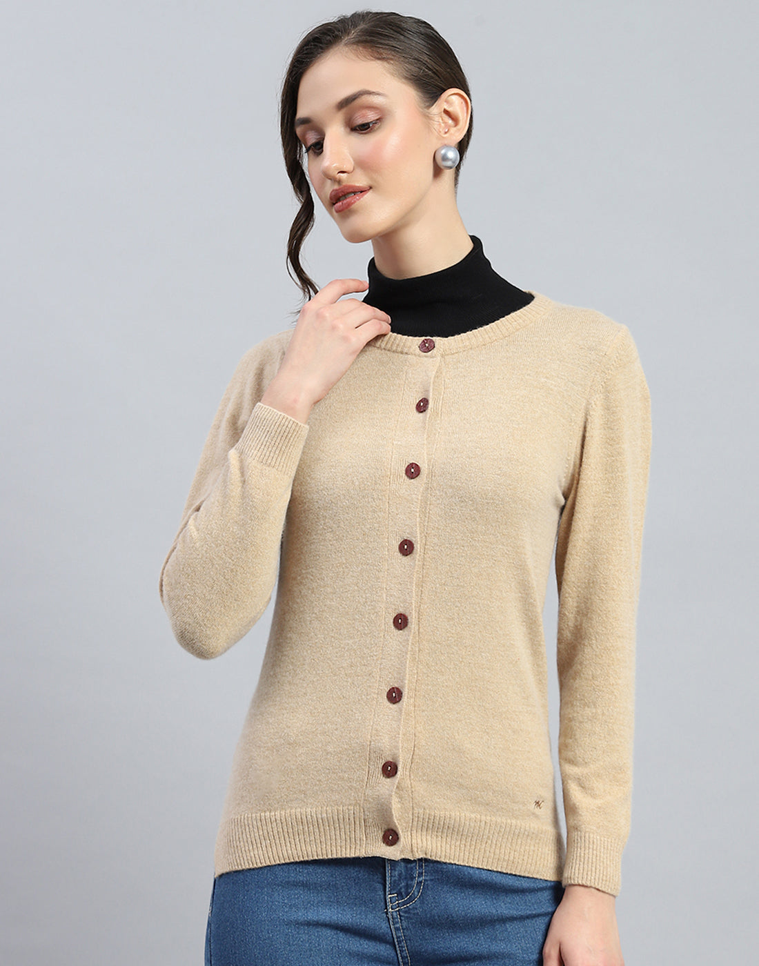 Women Beige Solid Round Neck Full Sleeve Cardigan