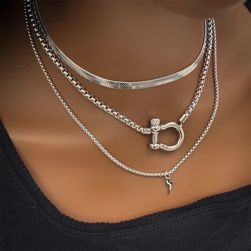 Retro Solid Color Titanium Steel Zircon 18K Gold Plated Plating Inlay Pendant Necklace