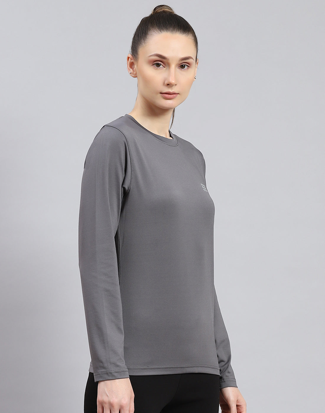 Women Grey Solid Round Neck Full Sleeve Top