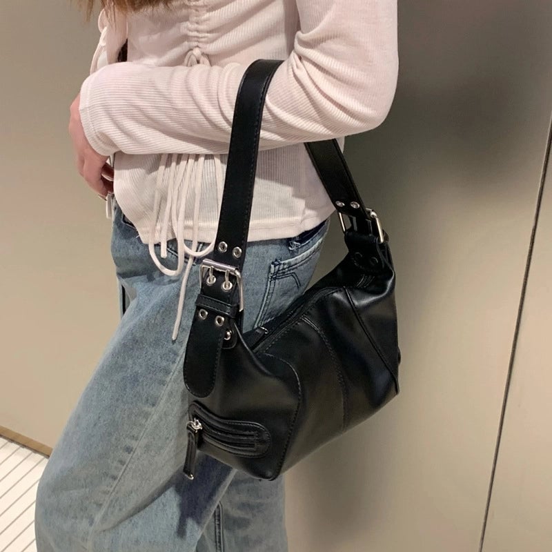 Women's Medium Pu Leather Solid Color Streetwear Zipper Underarm Bag