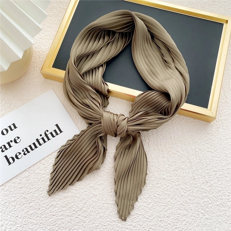 Simple Fold Solid Color Small Square Scarf