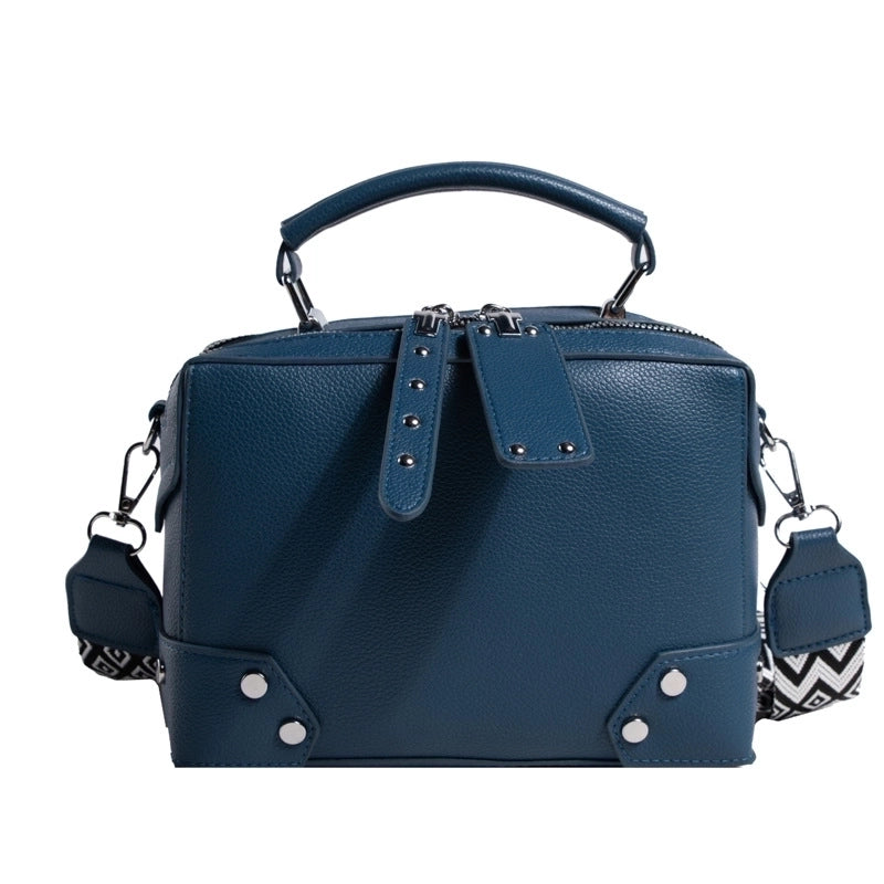 Women's Small Pu Leather Waves Solid Color Streetwear Square Zipper Square Bag