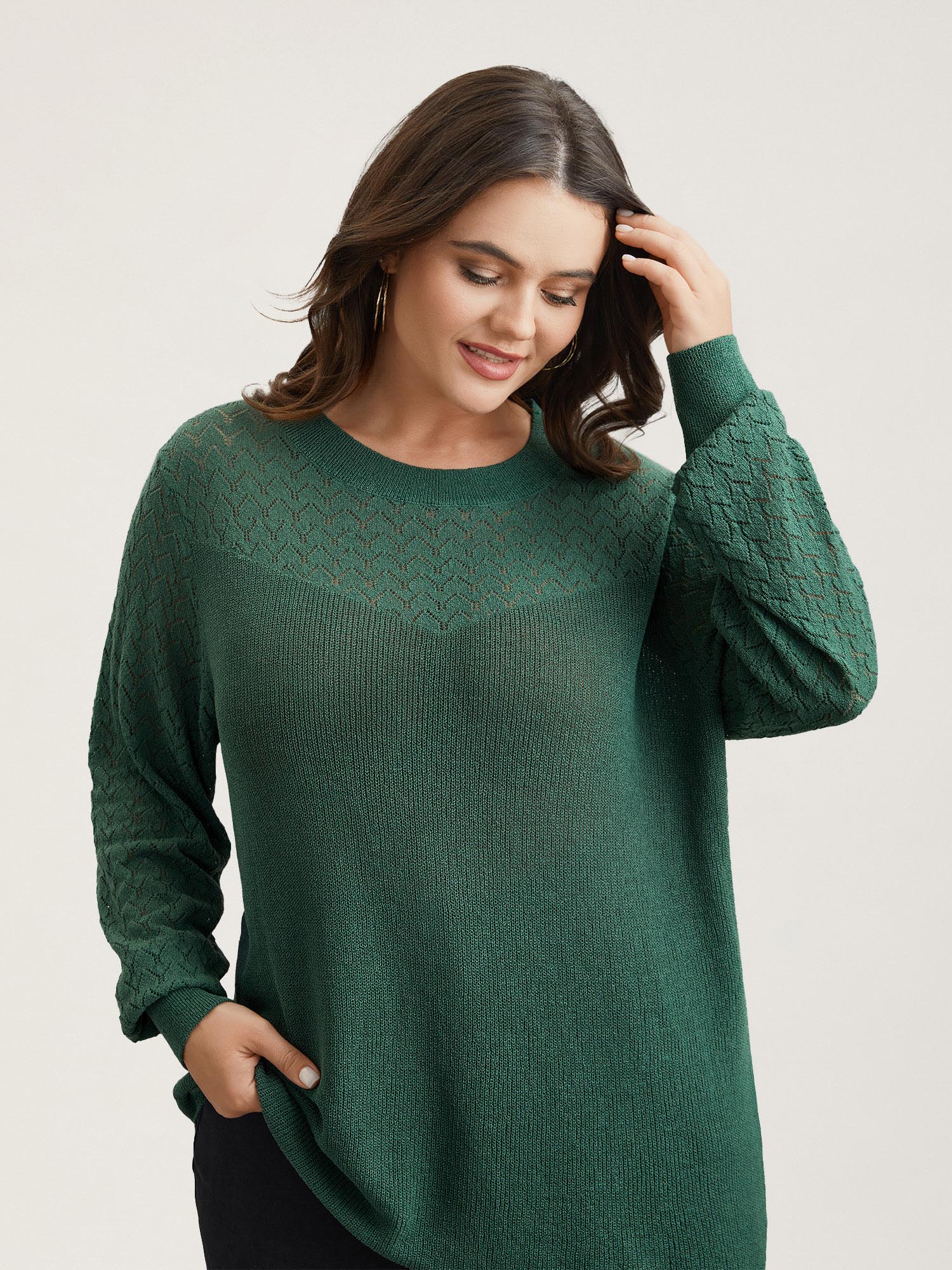 Cut-Out Textured Ribbed Hem Pullover