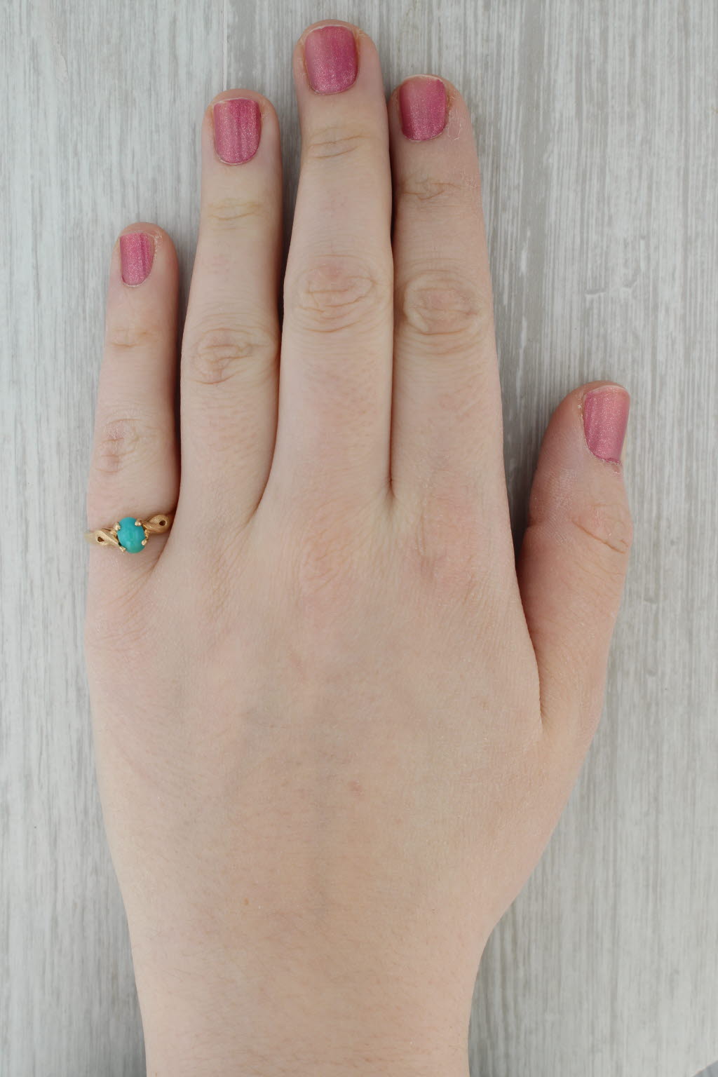 Turquoise Oval Cabochon Solitaire Ring 14k Yellow Gold Size 6