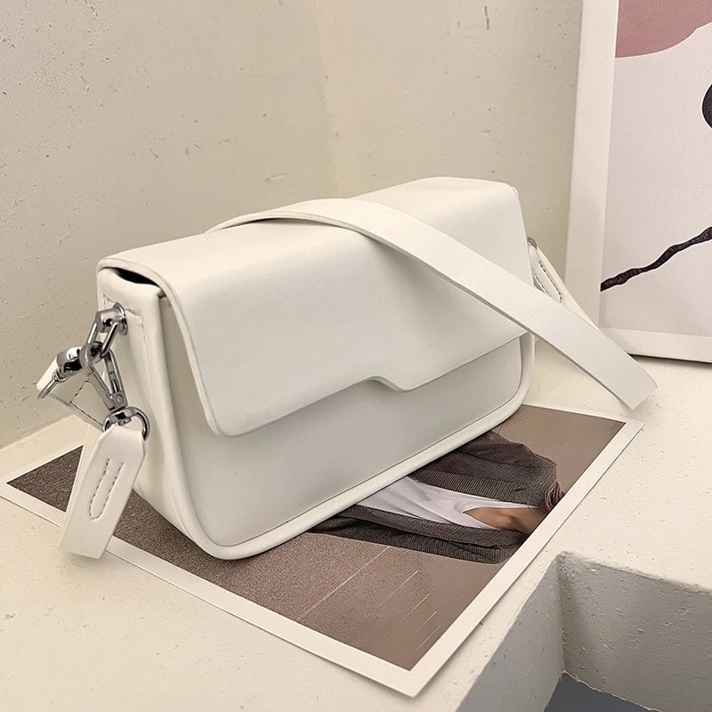 Women's Small All Seasons Pu Leather Basic Baguette Bag