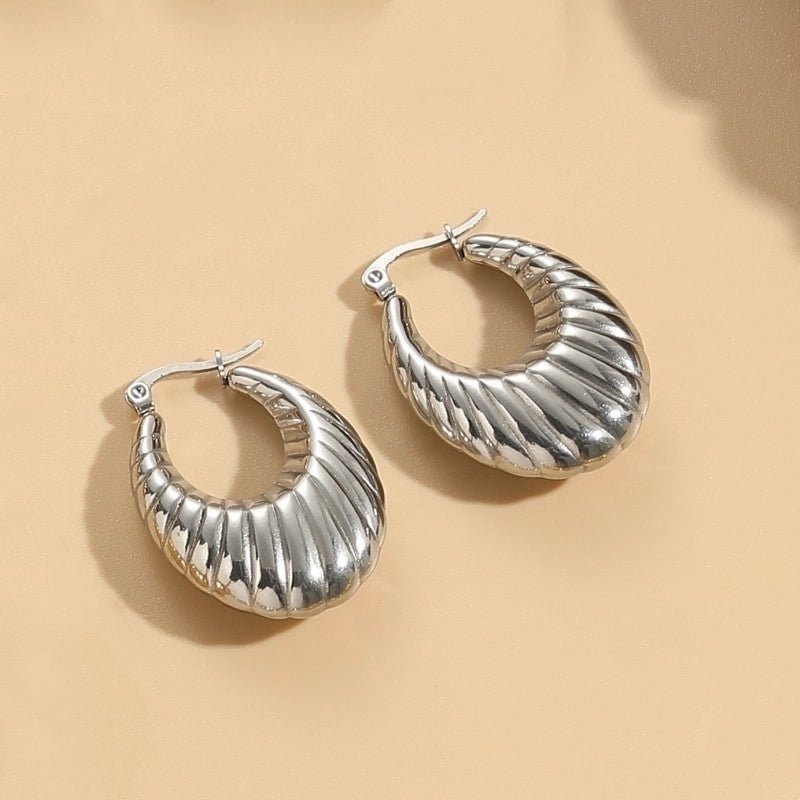 1 Pair Elegant Classic Style Stripe Oval Twist Hollow Out 304 Stainless Steel Earrings