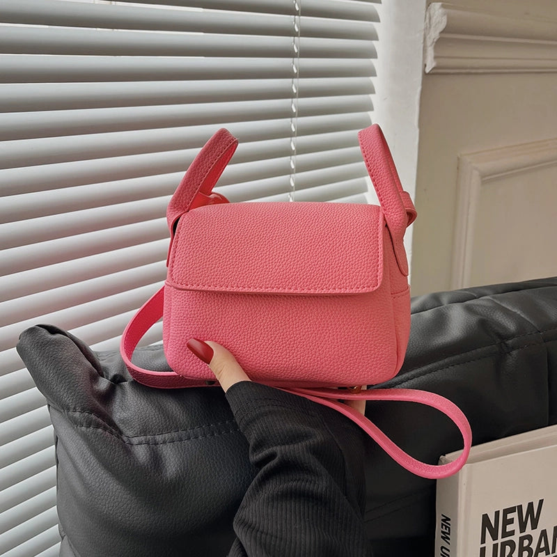 Women's All Seasons Pu Leather Solid Color Classic Style Sewing Thread Square Flip Cover Square Bag