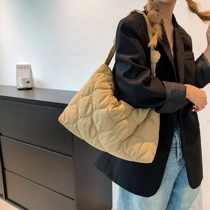 Women's Flannel Solid Color Basic Sewing Thread Square Zipper Shoulder Bag