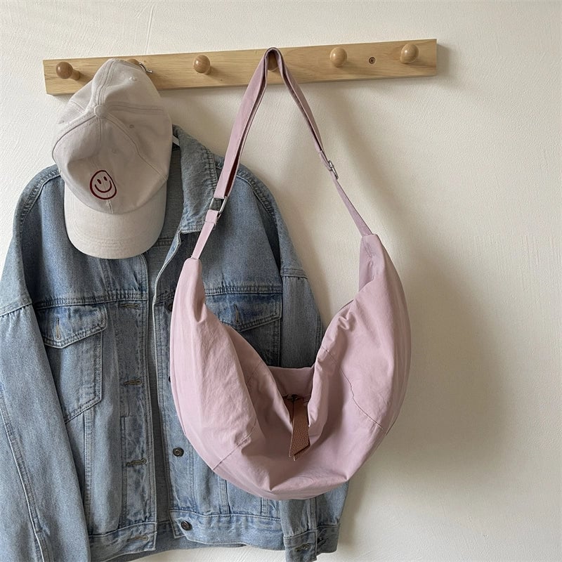 Women's Cloth Solid Color Streetwear Dumpling Shape Zipper Shoulder Bag Crossbody Bag Underarm Bag
