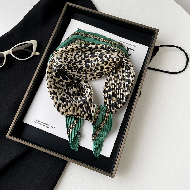 Women's Elegant Lady Leopard Polyester Tie-dye Silk Scarf