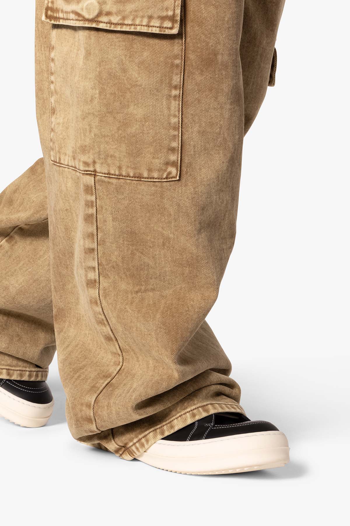 Void Baggy Cargo Denim - Brown