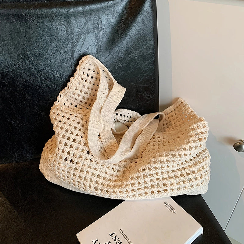 Women's Medium Knit Solid Color Basic Classic Style Hollow Square Open Shoulder Bag