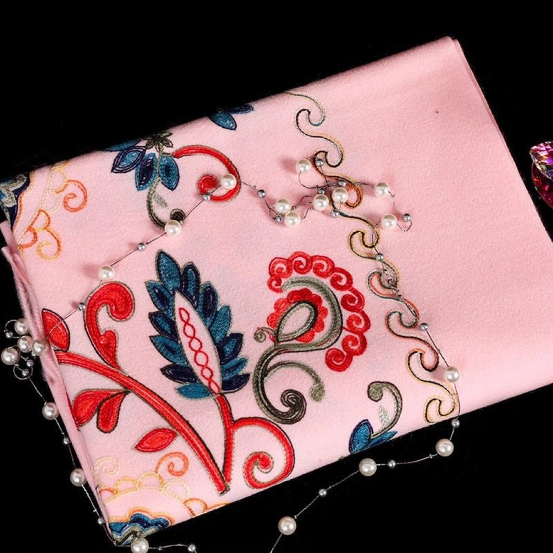 Women's Minimalist Flower Imitation Cashmere Embroidery Scarf