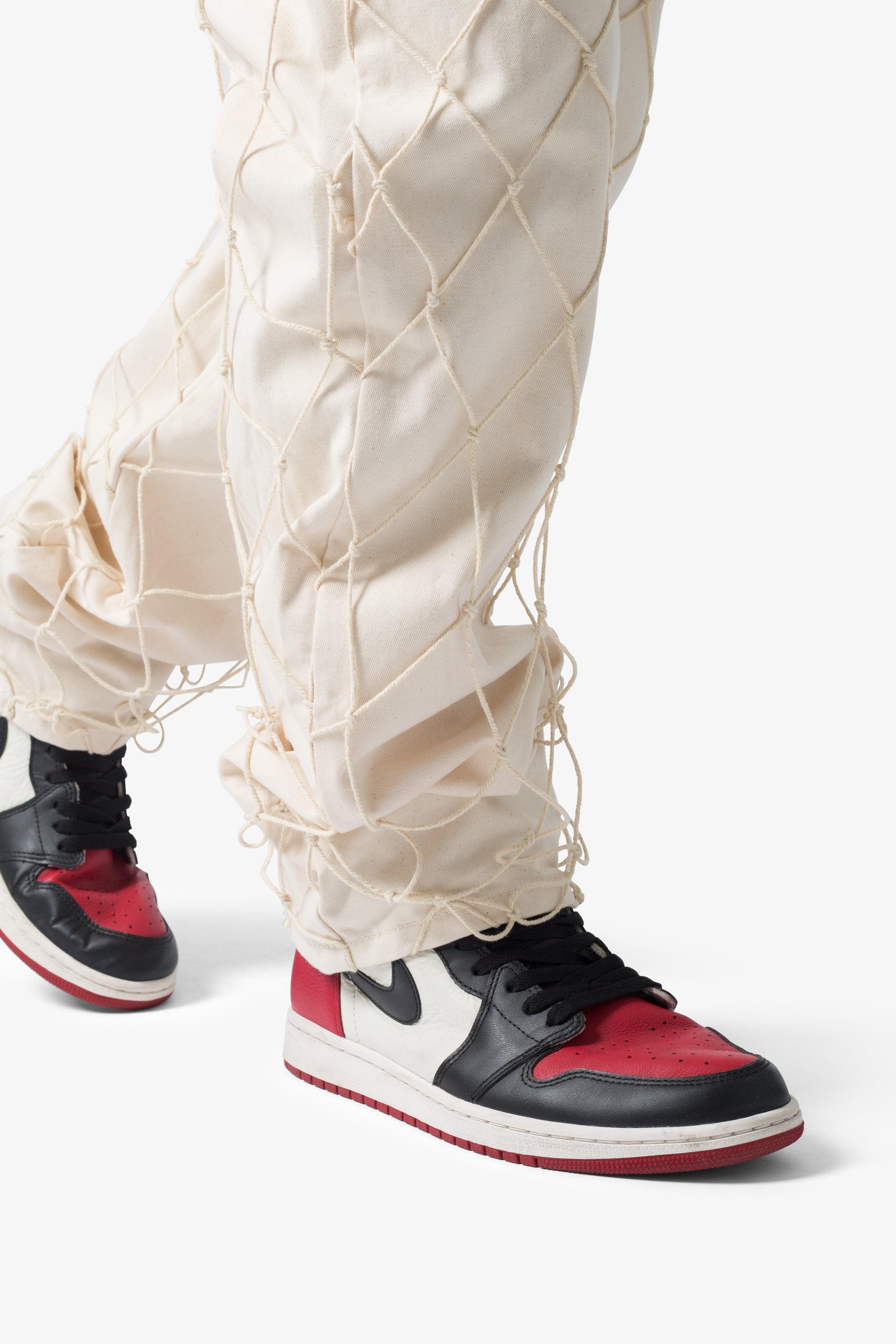 V623 Cargo Net Baggy Pants - Cream