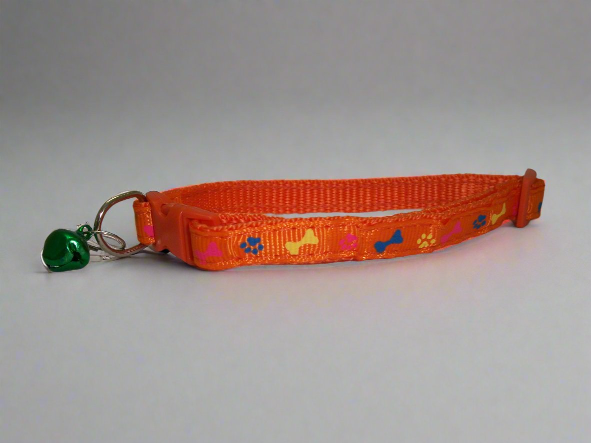 Cat collar with bell