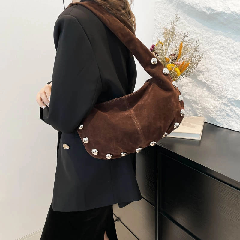 Women's Pu Leather Solid Color Classic Style Dumpling Shape Zipper Shoulder Bag