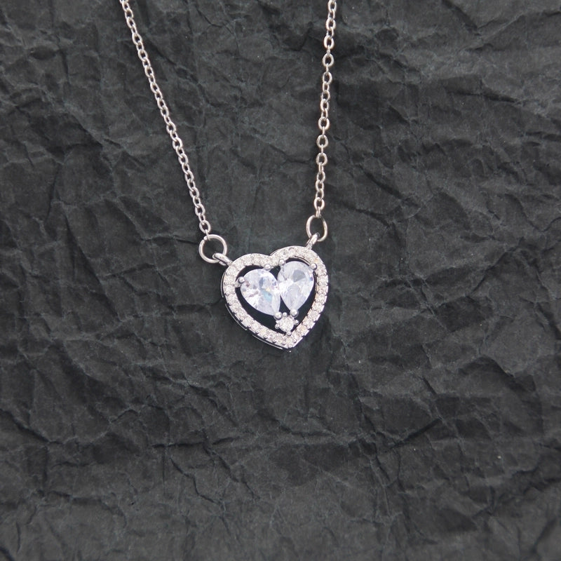 10 Pieces Casual Elegant Basic Moon Heart Shape Bow Knot Titanium Steel Copper Zircon Plating Inlay Pendant Necklace