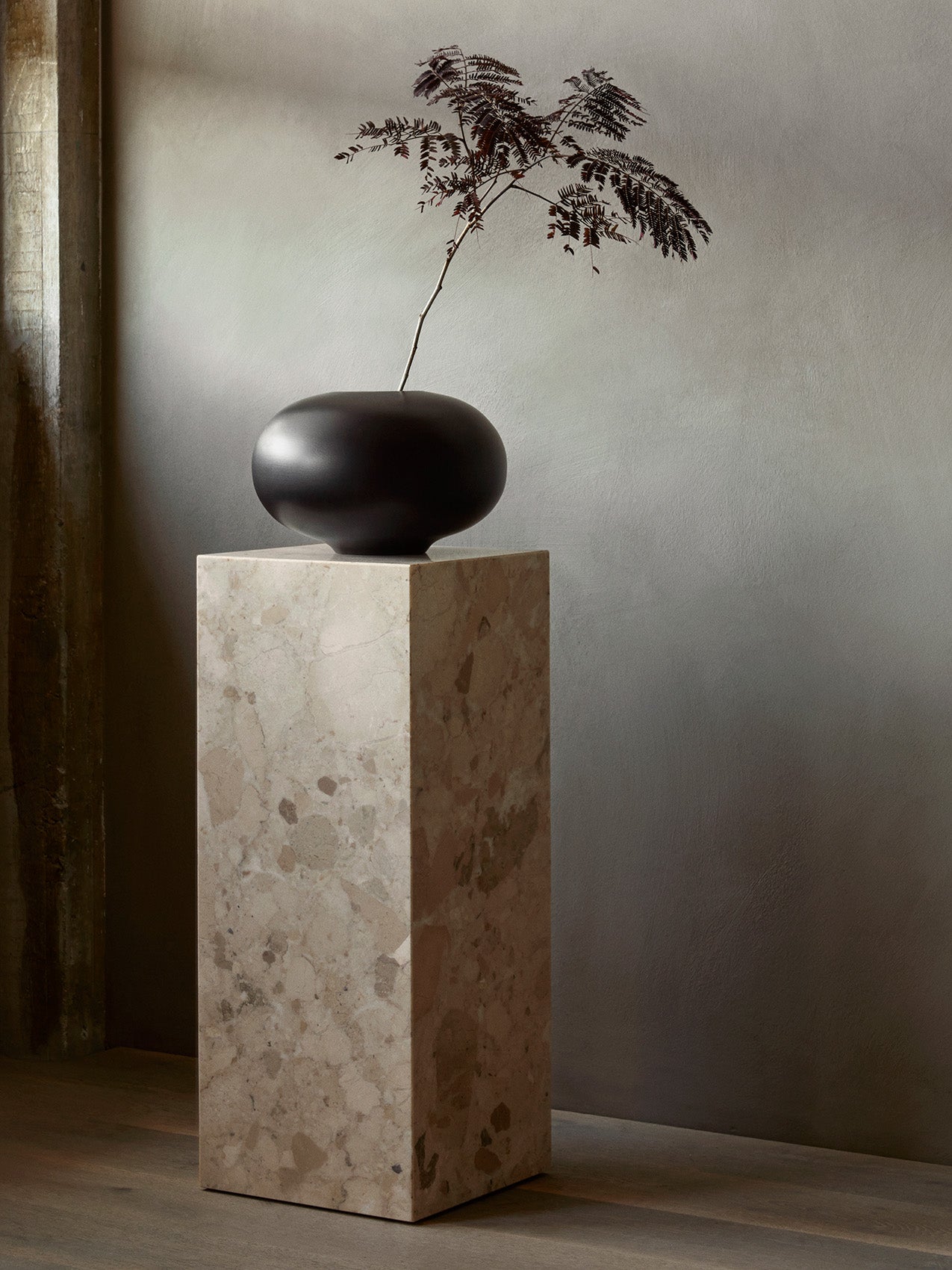 Surround Vase