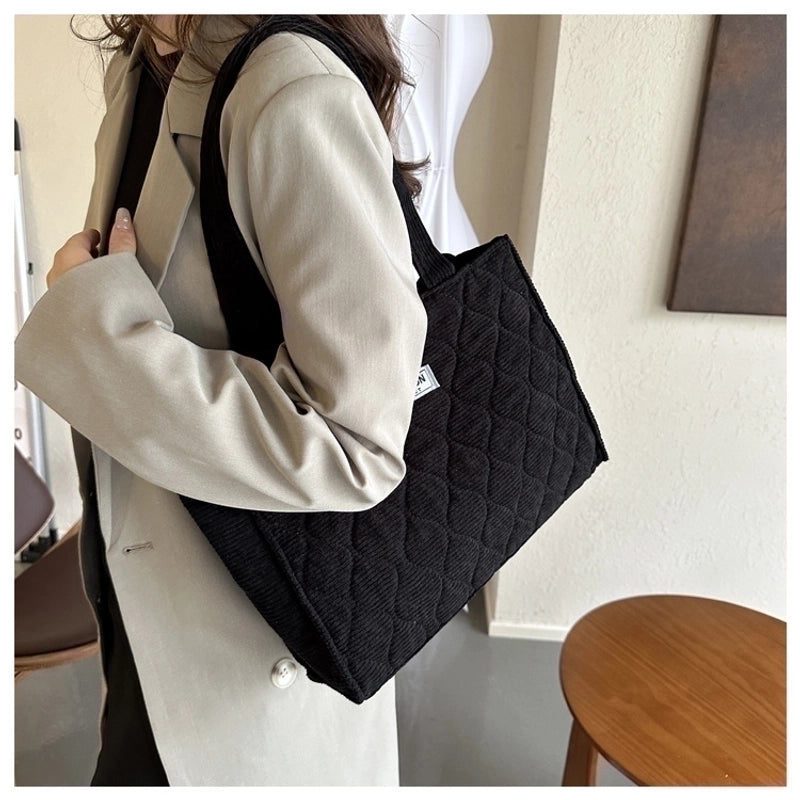 Women's Medium All Seasons Canvas Solid Color Classic Style Square Magnetic Buckle Shoulder Bag Handbag