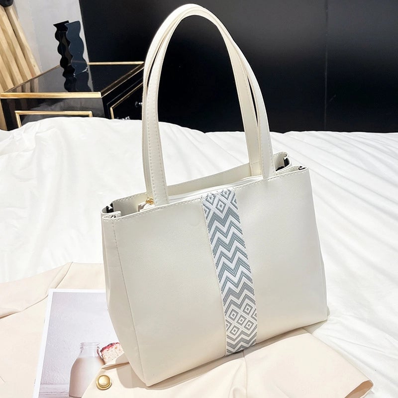 Women's Large Pu Leather Solid Color Vintage Style Classic Style Zipper Shoulder Bag