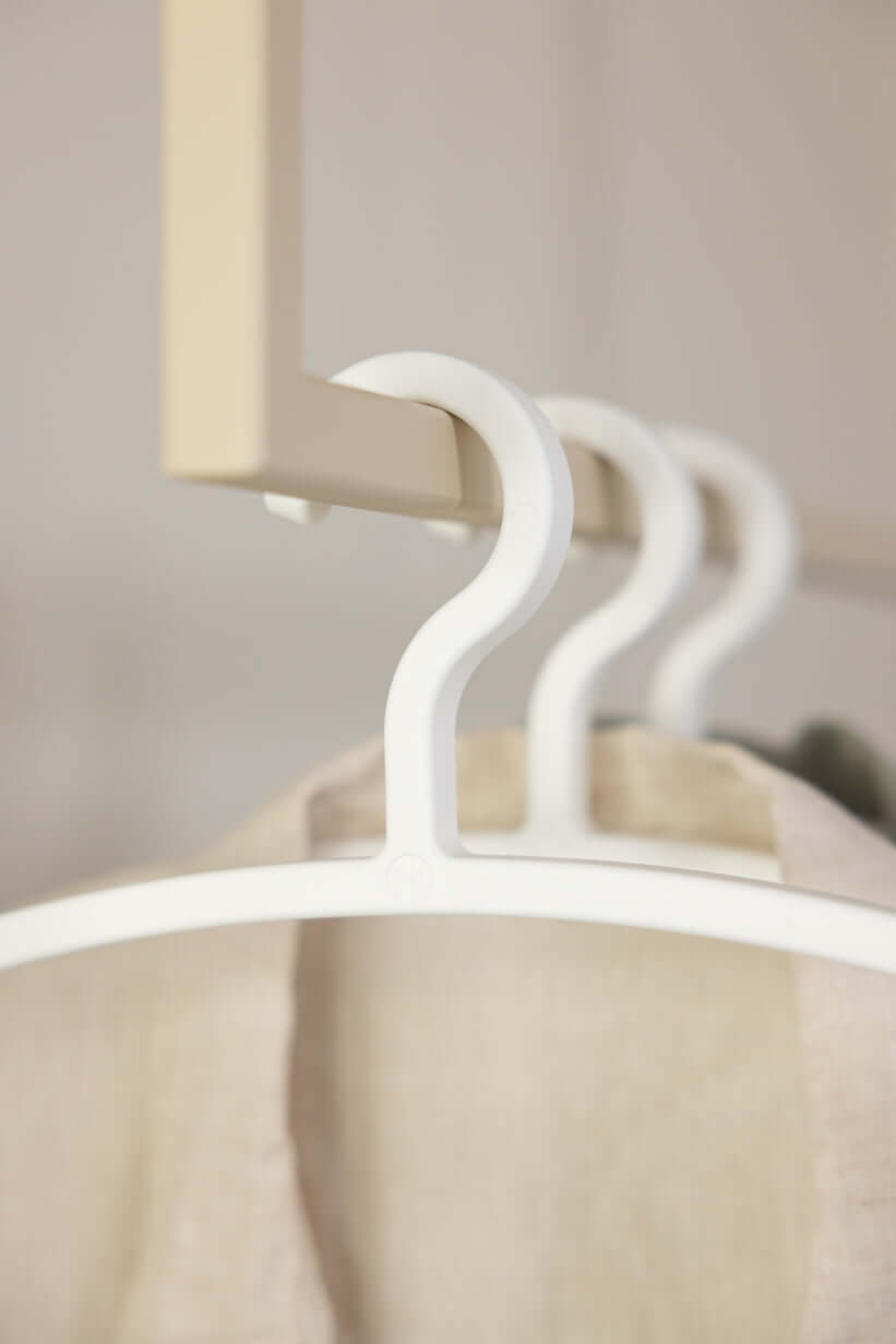 CLOTHES HANGER FAY (Set of 3/6)