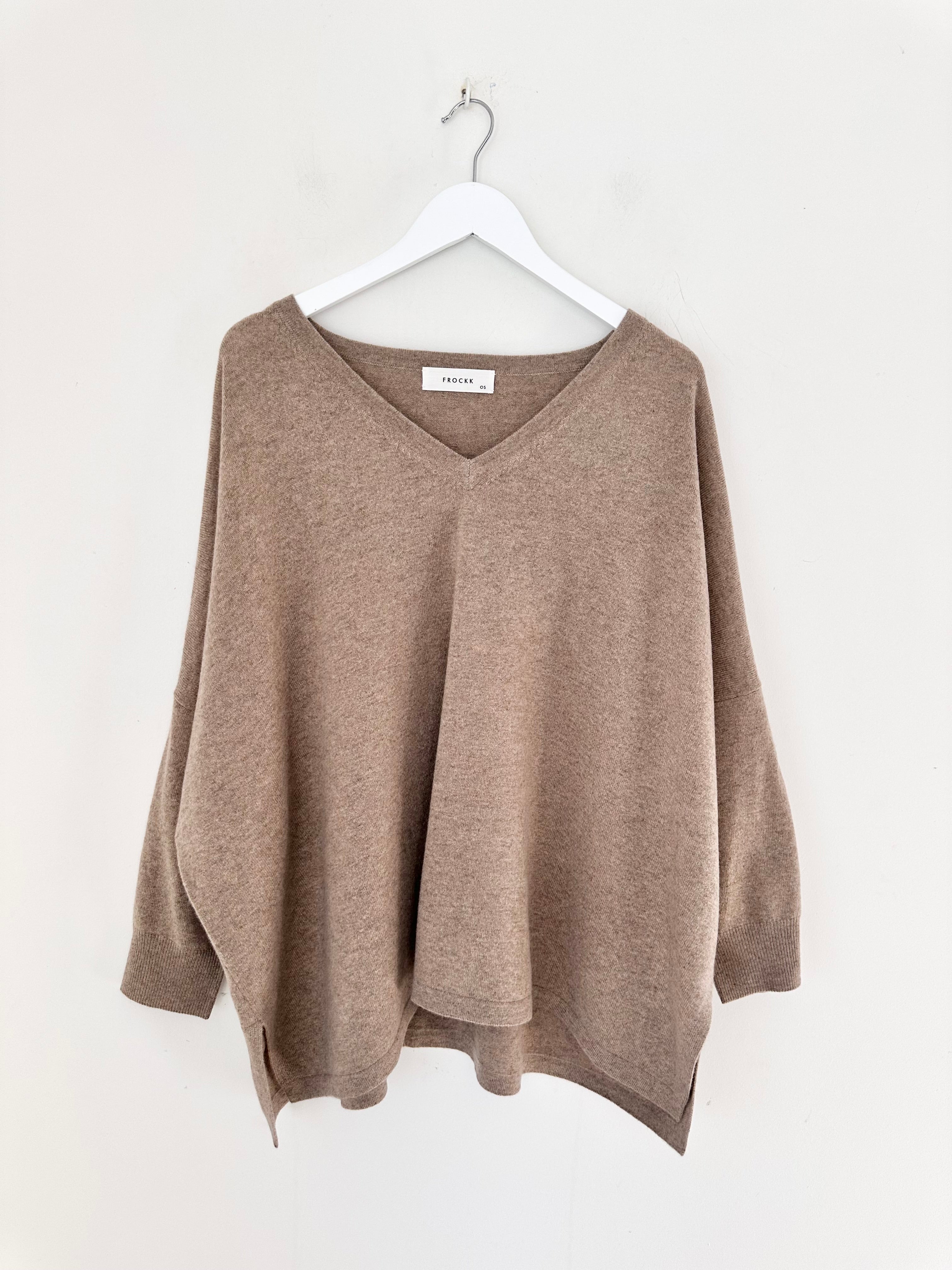 relaxed boyfriend knit- wheat cashmere