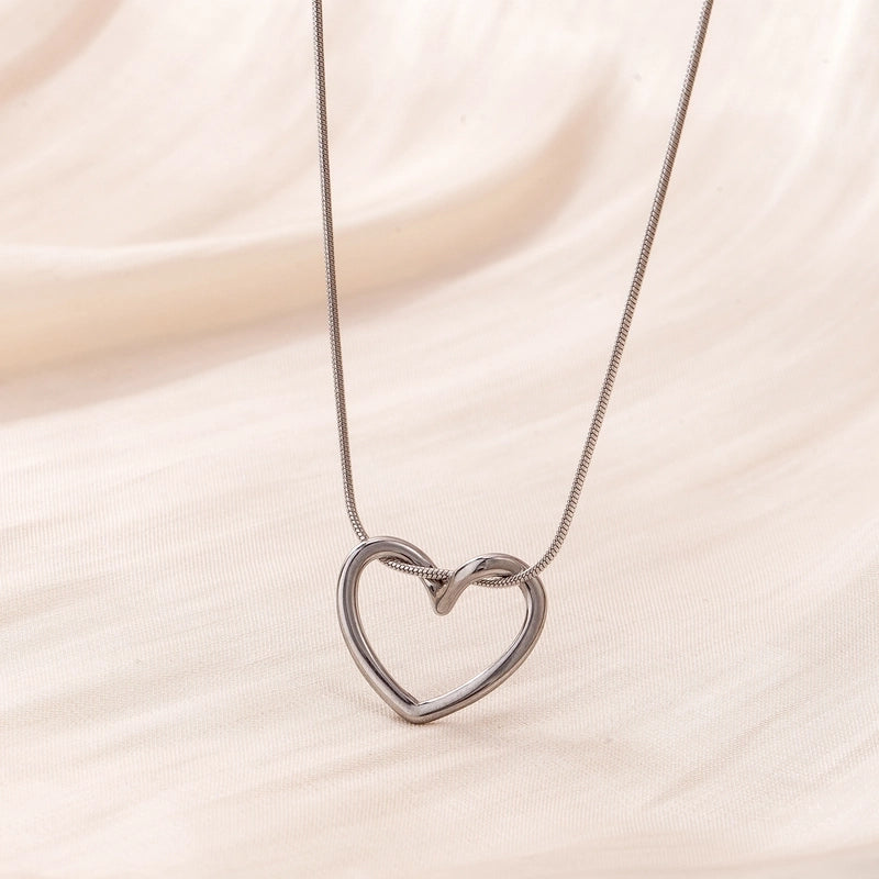 Minimalist Heart Shape Titanium Steel Pendant Necklace