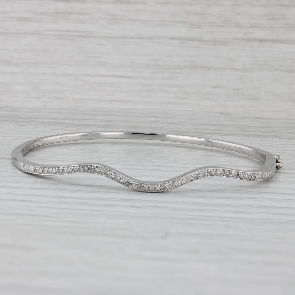 0.12ctw Diamond Contoured Bangle Bracelet 18k White Gold 7