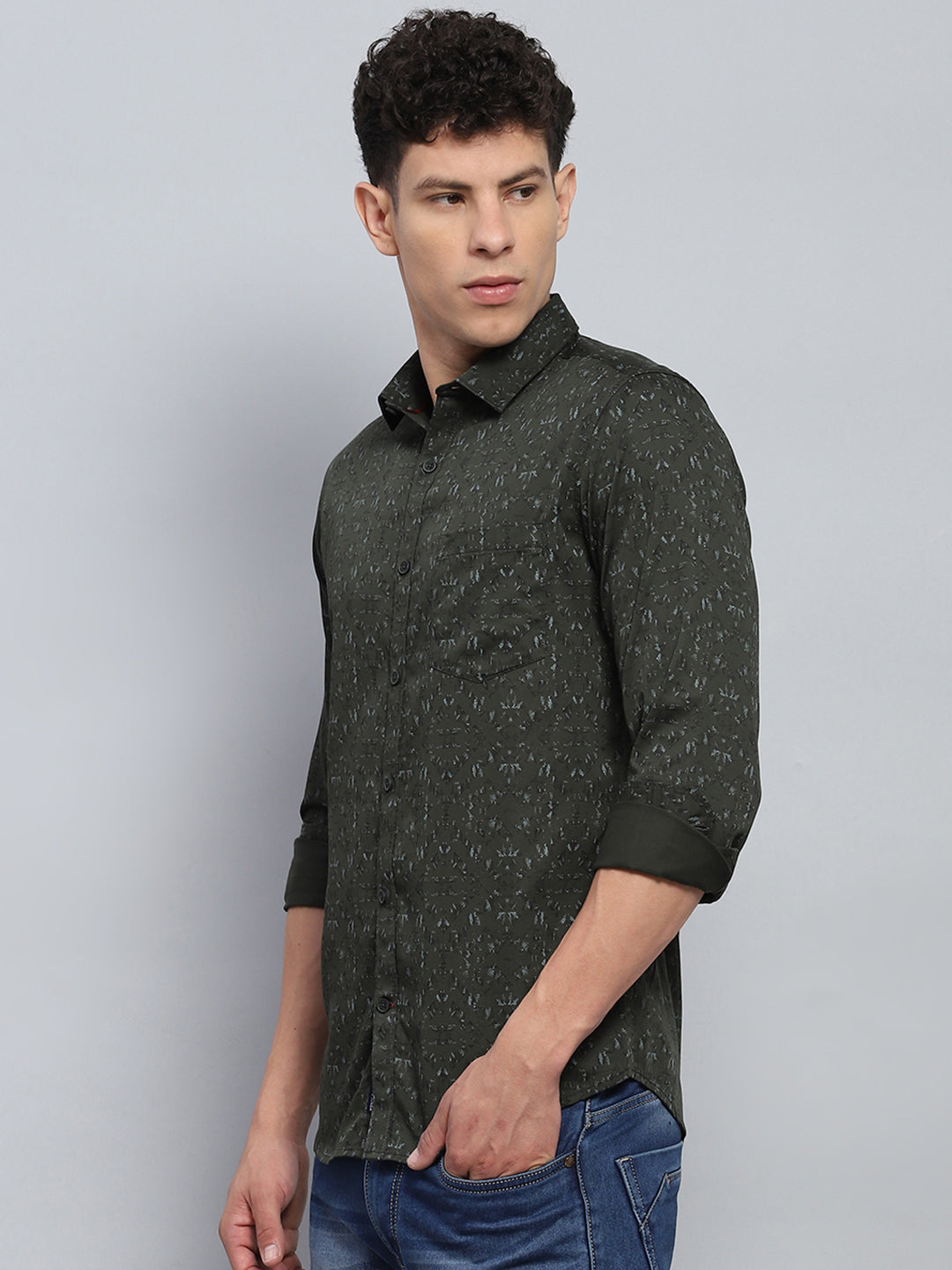 Men Green Printed Collar Full Sleeve Shirt