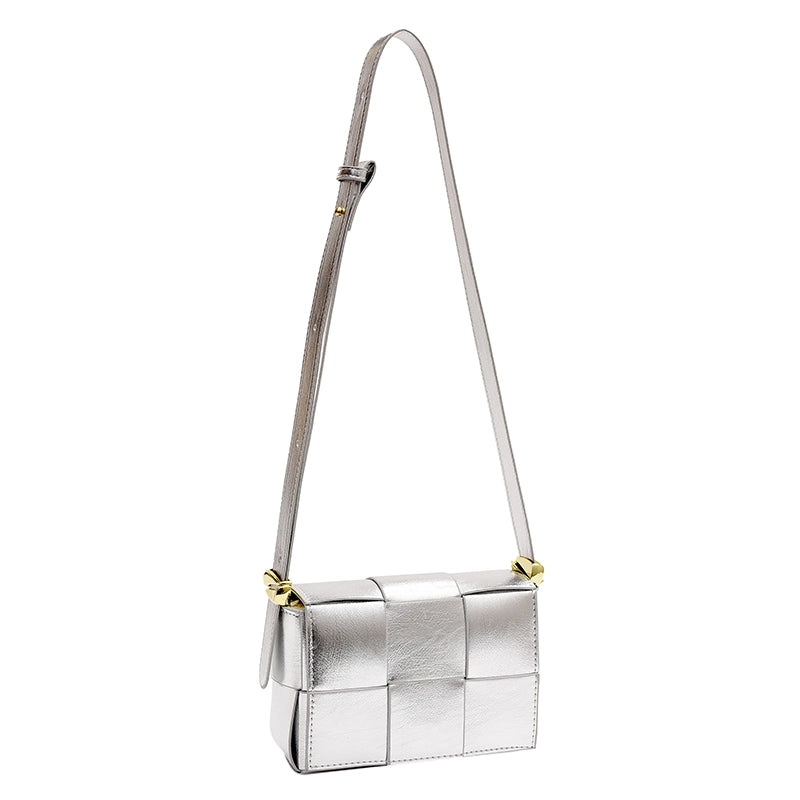 Women's Pu Leather Solid Color Classic Style Sewing Thread Square Zipper Magnetic Buckle Crossbody Bag