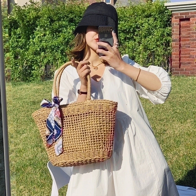 Women's Large Straw Fashion Tote Bag
