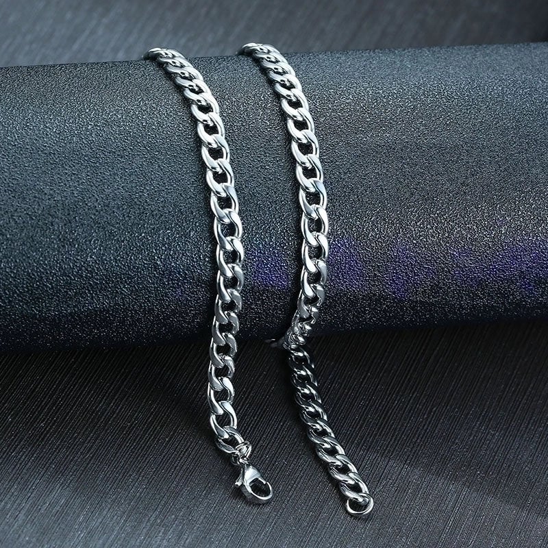 Minimalist Solid Color 201 Stainless Steel 304 Stainless Steel Gold Plated Plating Necklace
