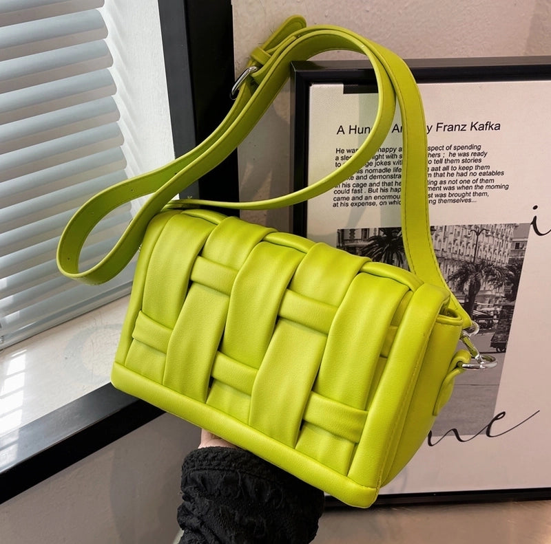 Women's Small Pu Leather Solid Color Streetwear Square Magnetic Buckle Square Bag
