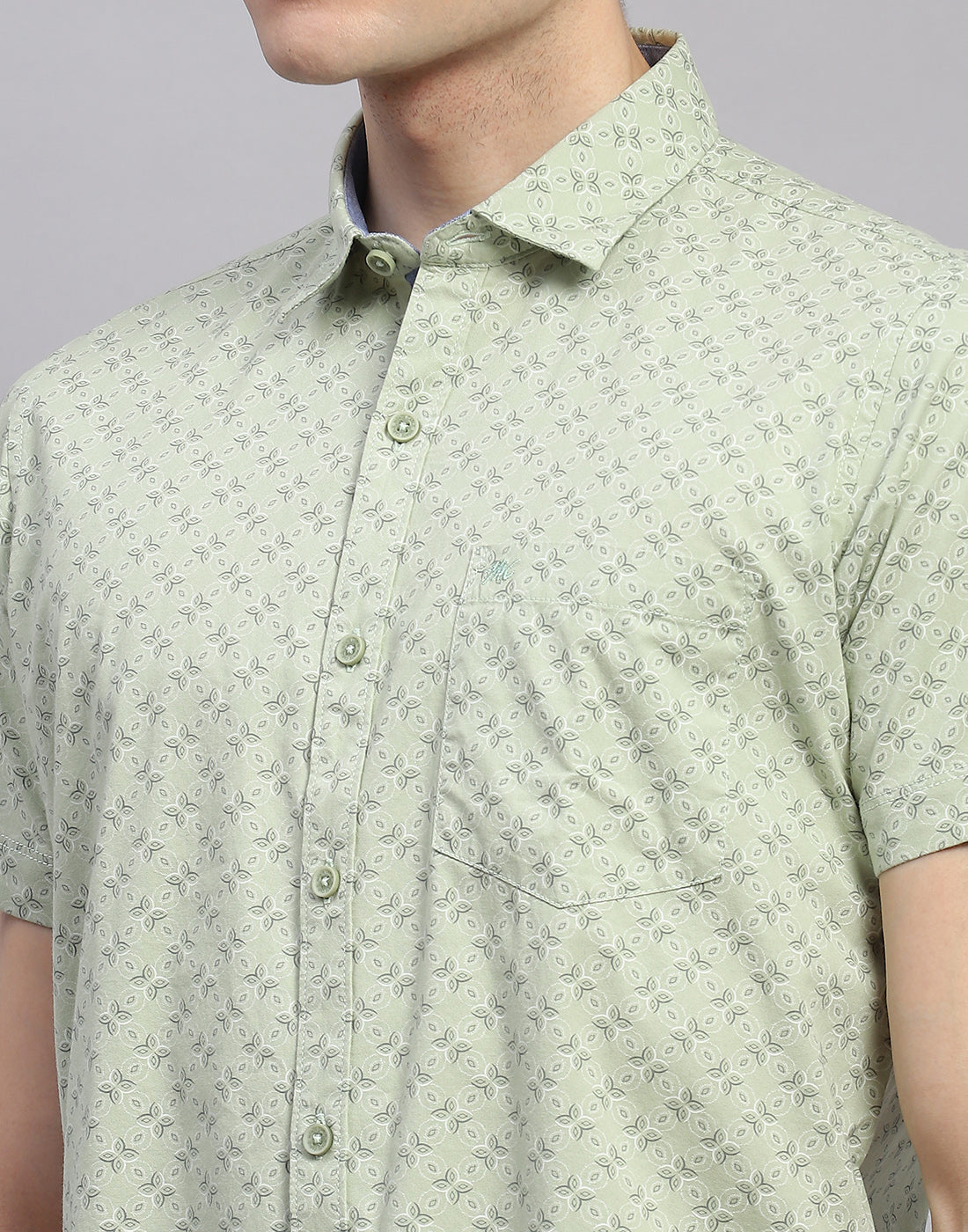 Men Green Printed Collar Half Sleeve Shirt