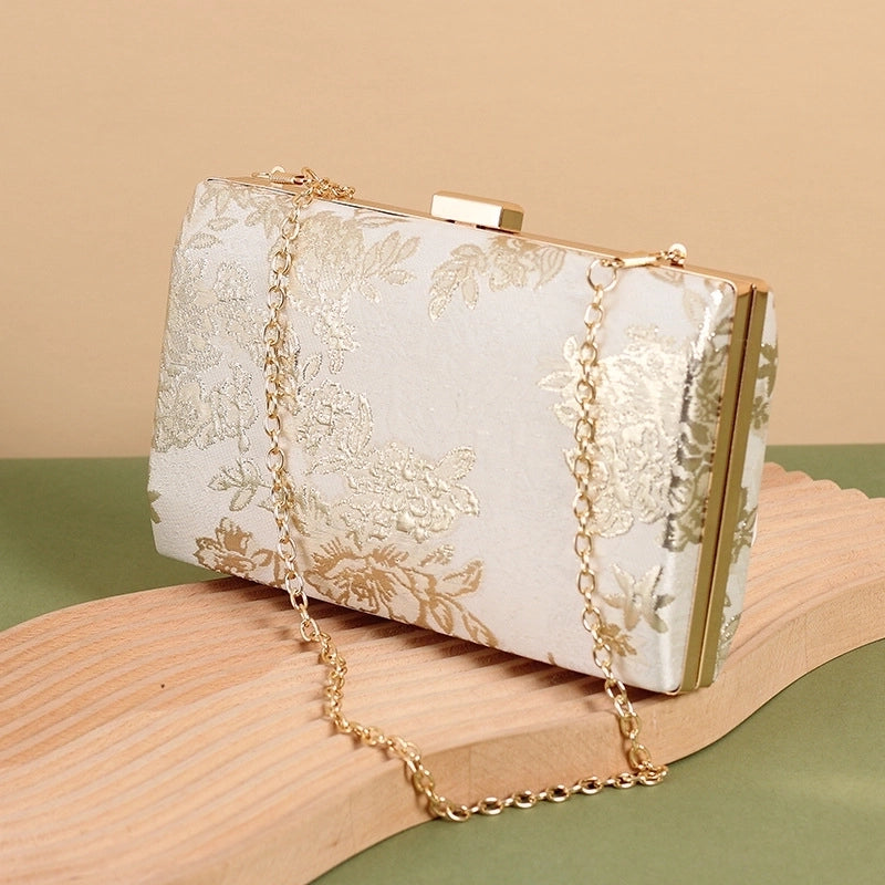 Women's Small Cloth Leaves Flower Elegant Vintage Style Embroidery Clasp Frame Handbag