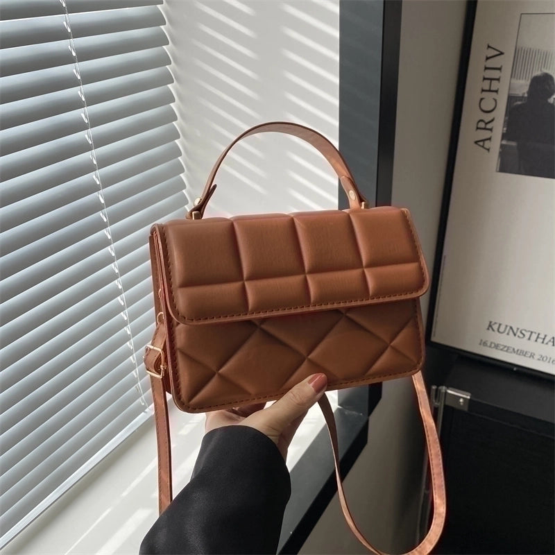 Women's Pu Leather Solid Color Classic Style Flip Cover Handbag