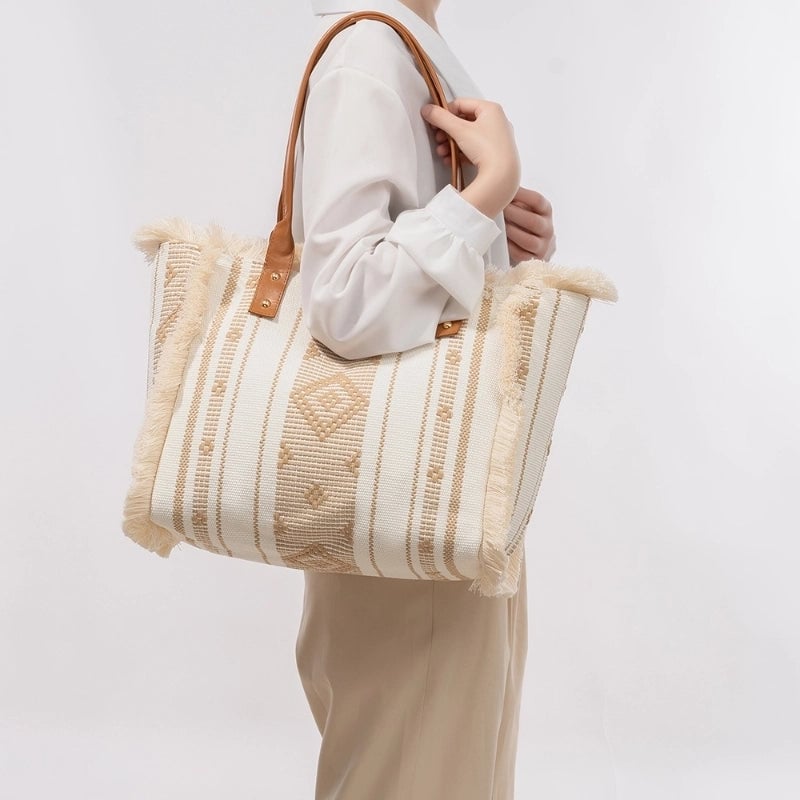 Women's Large Canvas Geometric Classic Style Square Zipper Tote Bag