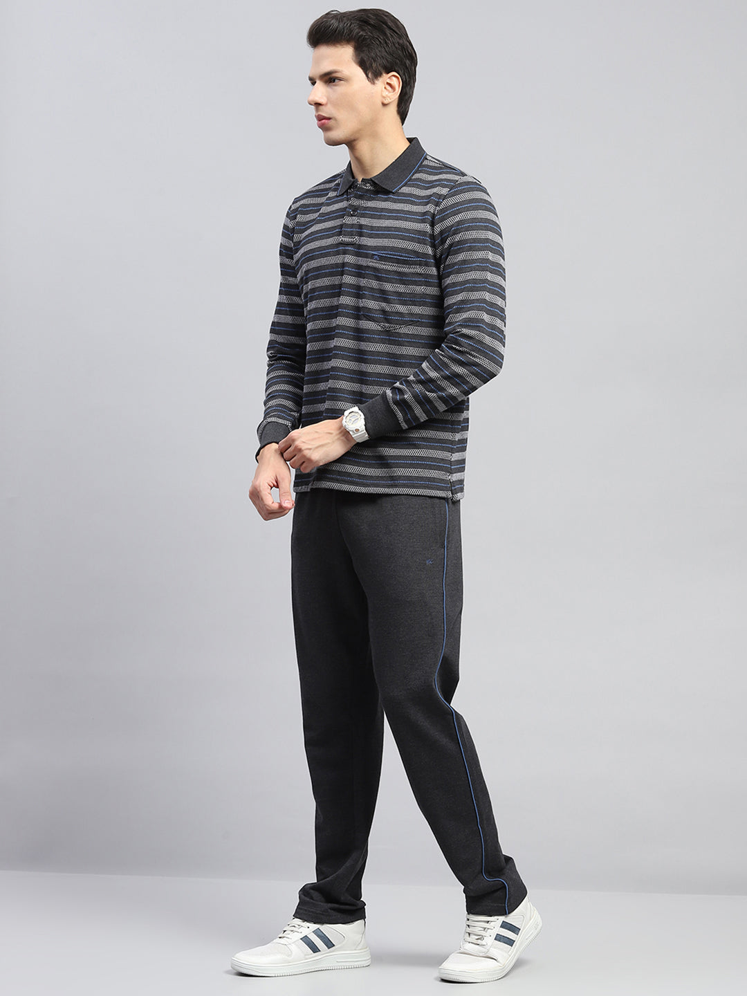 Men Grey Stripe Collar Full Sleeve Winter Tracksuit