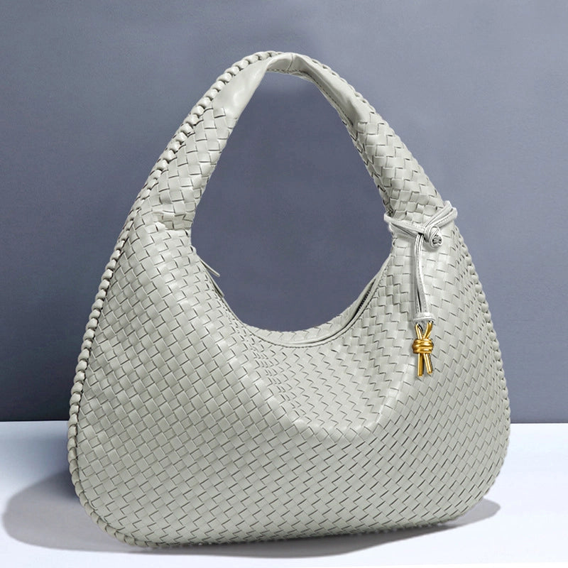 Woven Women's Bag New Fashion Large Capacity Handbag Korean Commuter Leisure Manufacturers Fashion Shoulder Bag