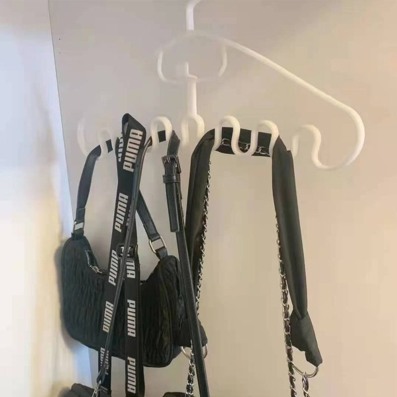 Wave Pattern Stackable Hanger