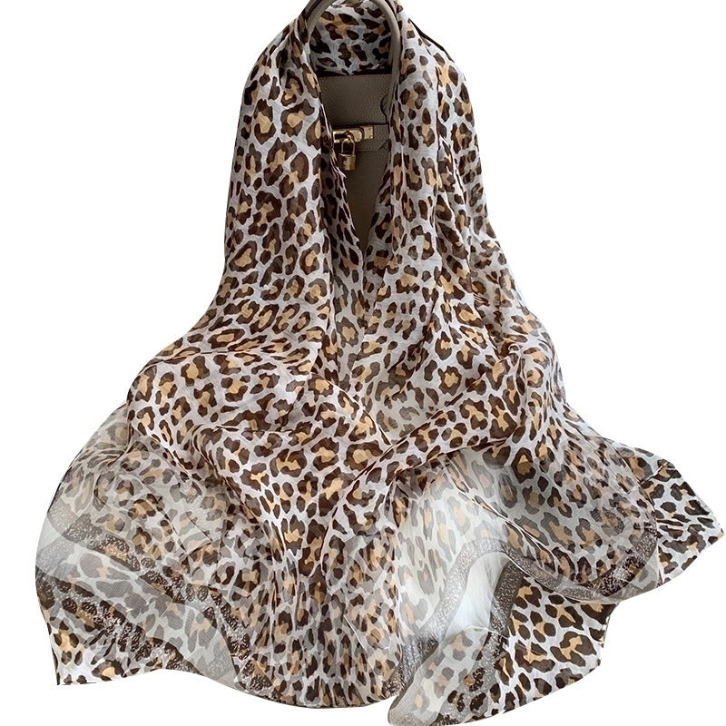 Women's Elegant Leopard Polyester Printing Silk Scarf